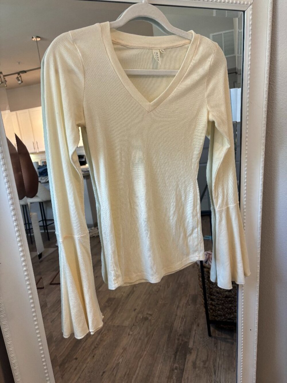 Cream bell long sleeve top